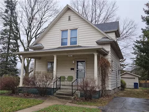2621 Capitol Ave, Des Moines, IA 50317