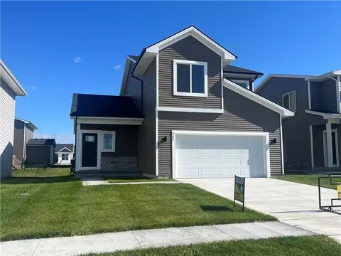 705 NE Oak Ridge Dr, Ankeny, IA 50021