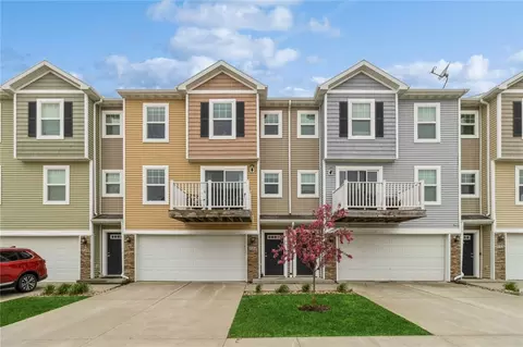 924 NE 49th Ln, Ankeny, IA 50021