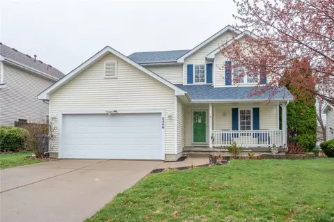 3408 Brook Ridge Ct, Des Moines, IA 50317