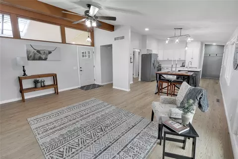 1501 W Montgomery St, Knoxville, IA 50138
