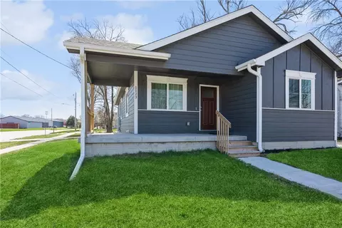 1123 Scott Ave, Des Moines, IA 50309