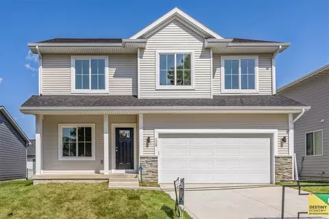 128 Mcpherson St, Boone, IA 50036
