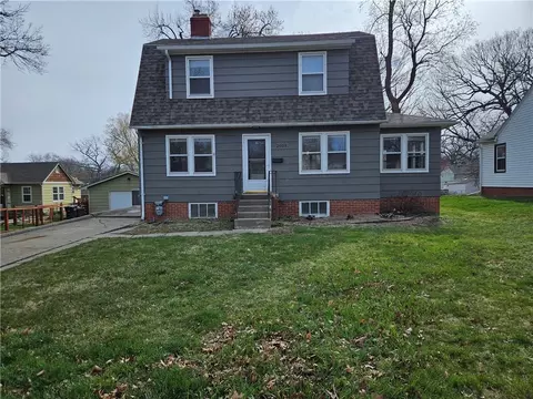 2609 35th St, Des Moines, IA 50310