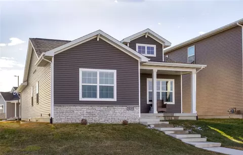 2827 NW 31st St, Ankeny, IA 50023