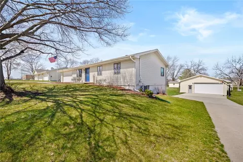 617 W Main St, Panora, IA 50216