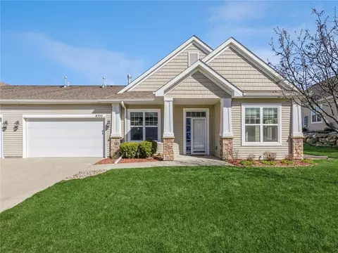 8353 Boulder Dr, West Des Moines, IA 50266