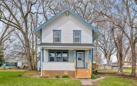 409 Church St, Melcher Dallas, IA 50062