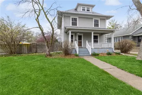 903 Grand Ave, Ames, IA 50010