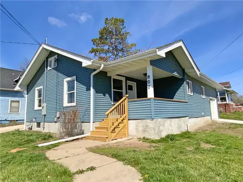 800 S 2nd Ave W, Newton, IA 50208