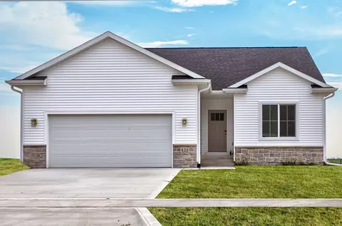 1828 Tuscany Dr SE, Altoona, IA 50009