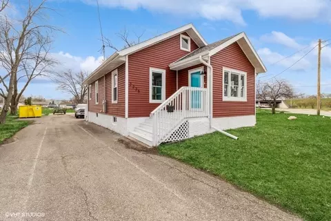 2225 Easton Blvd, Des Moines, IA 50317