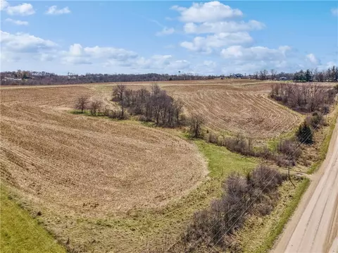 000 143rd Ave, Indianola, IA 50125