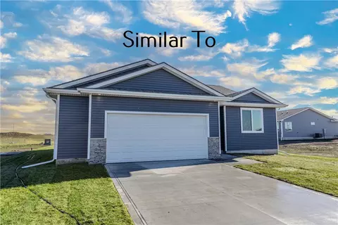 610 NE Meadow Landing Dr, Ankeny, IA 50021