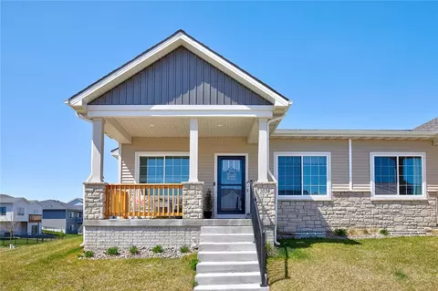 2038 S Warrior Ln, Waukee, IA 50263