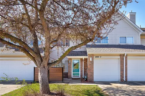 1050 68th St #7, West Des Moines, IA 50266