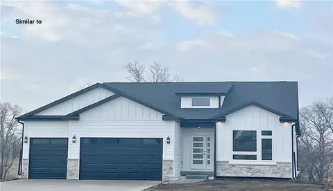 1380 NW Yorktown Dr, Waukee, IA 50263