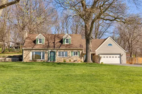 4788 Parkridge Ave, Pleasant Hill, IA 50327