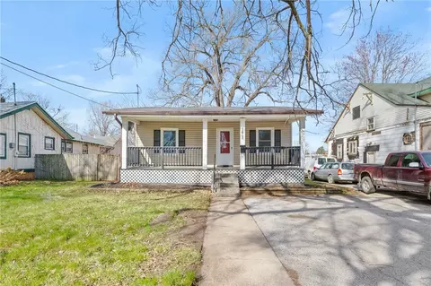 1608 48th St, Des Moines, IA 50310