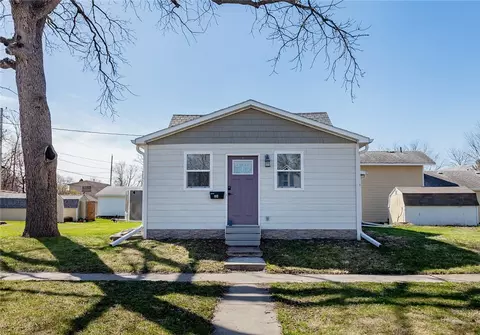 1112 15th St, Boone, IA 50036