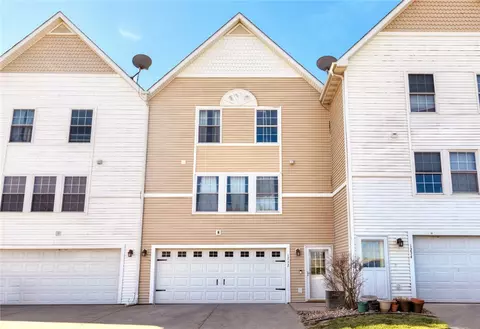1232 10th Ave NW, Altoona, IA 50009