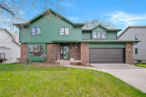 5416 Boulder Dr, West Des Moines, IA 50266