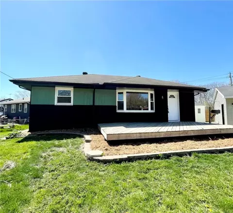 1816 Larnard Dr, Des Moines, IA 50317