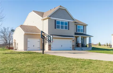 4150 NW 102nd Pl, Polk City, IA 50226