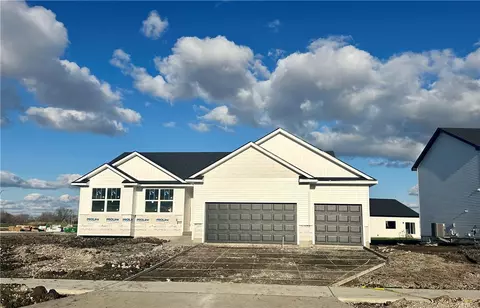 685 NW Prairie Rose Ln, Waukee, IA 50263