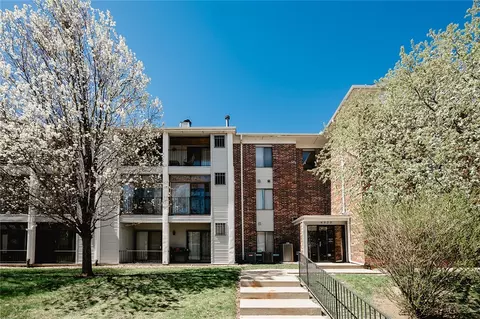 4829 86th St #25, Urbandale, IA 50322