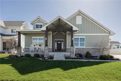 2111 SW Cascade Falls Dr, Ankeny, IA 50023