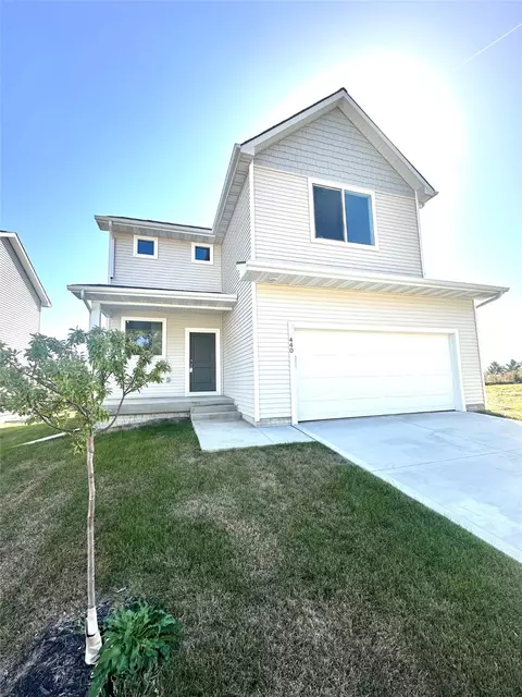 440 Commons Dr, Carlisle, IA 50047