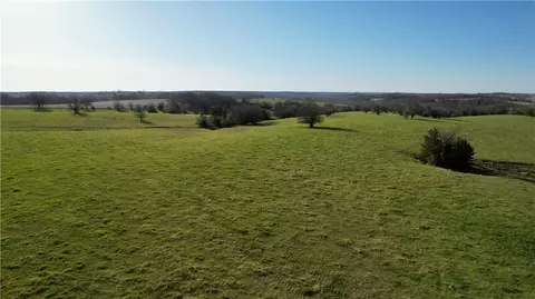 01 120th Ave, Indianola, IA 50125