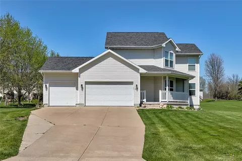 8589 Albany Trl, Cumming, IA 50061