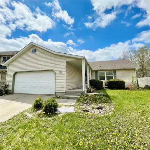 1410 SE Michael Dr, Ankeny, IA 50021