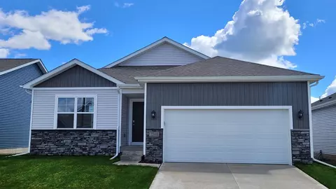 2505 Chan Dr, Adel, IA 50003