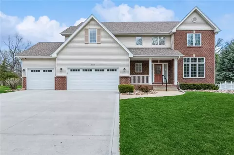 8005 Tiburon Pl, Johnston, IA 50131