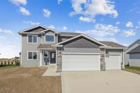 3610 NW 27th St, Ankeny, IA 50023