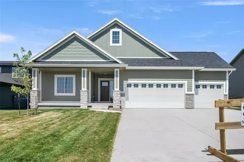 435 NW Ashley Cir, Waukee, IA 50263