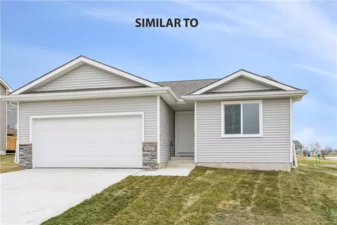 1305 Locust St, Waukee, IA 50263