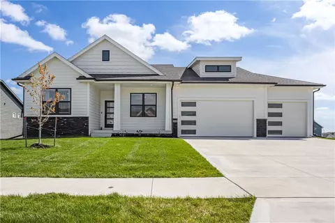 3009 NE 17th St, Ankeny, IA 50021