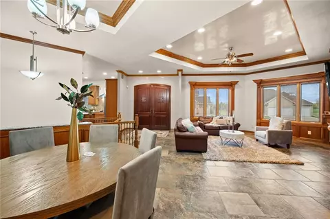 520 SE Greenbriar Cir, Waukee, IA 50263