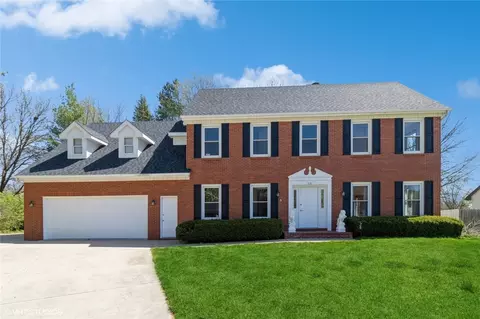 531 Valley West Ct, West Des Moines, IA 50265
