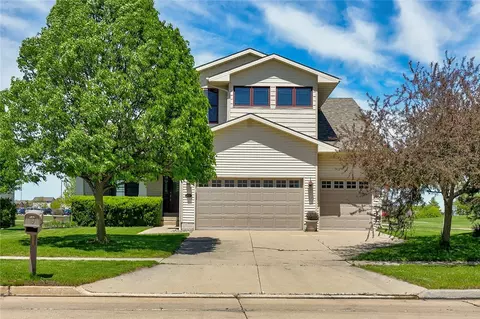2426 NW Park Meadows Dr, Ankeny, IA 50023