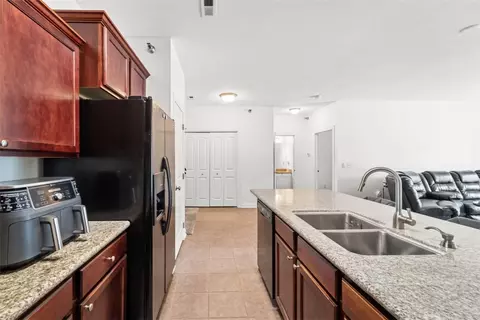 8350 Ep True Pkwy #4103, West Des Moines, IA 50266