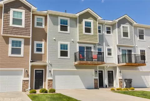 2710 NW Kate Shelley Ln, Ankeny, IA 50023