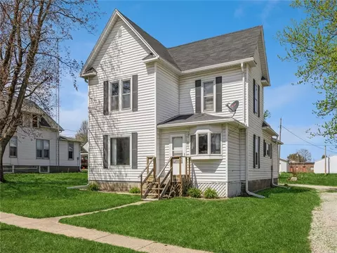 303 1st St, Lynnville, IA 50153