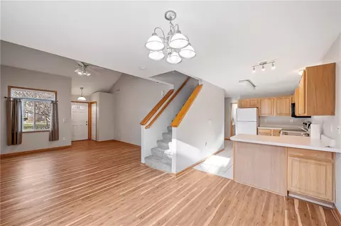 5221 Village Run Ave #904, Des Moines, IA 50317