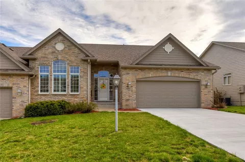 3603 152nd St, Urbandale, IA 50323