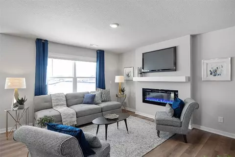 3632 Jasmine Ln, Waukee, IA 50263